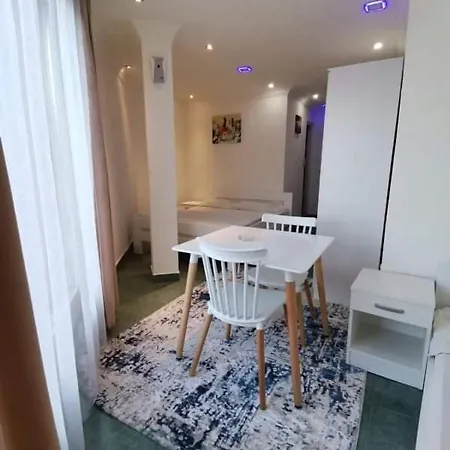 Alojamento de Acomodação e Pequeno-almoço Licina